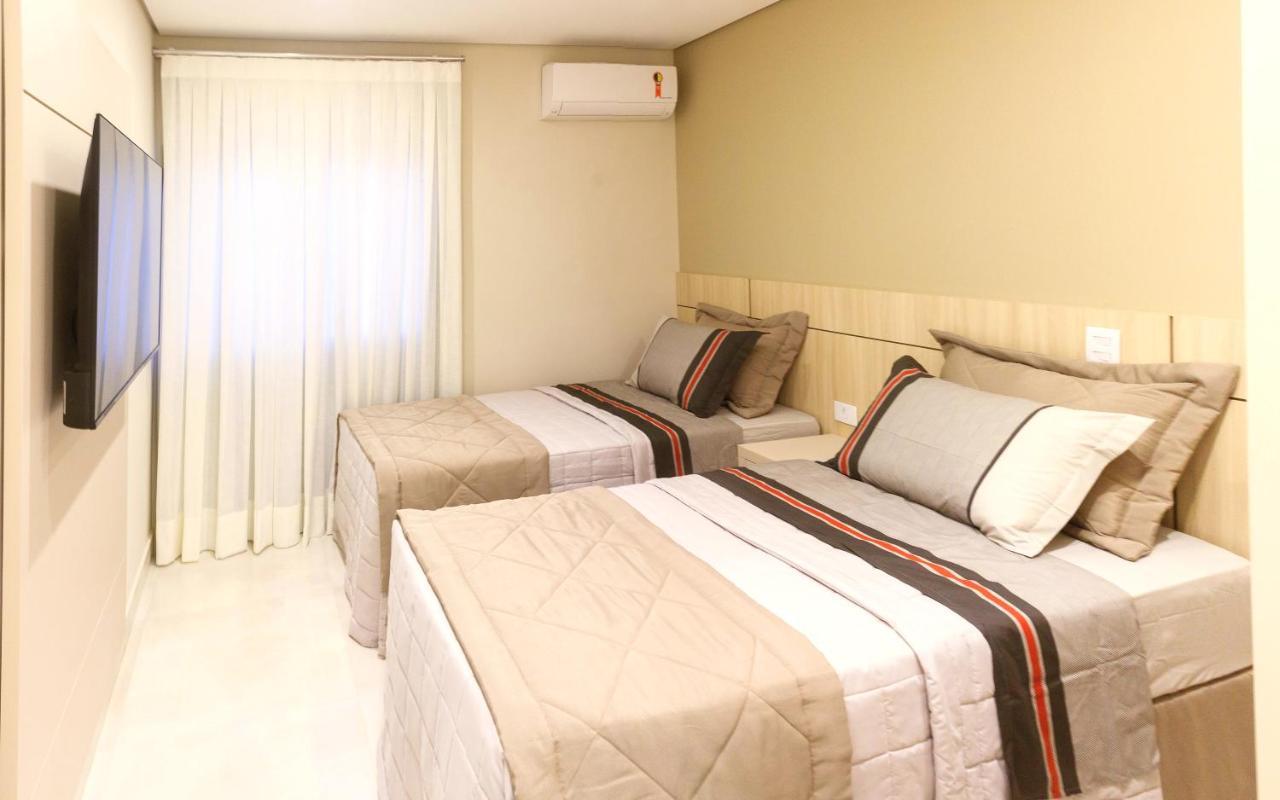 Apto 12 - Familia Prox Paraguai Apartment